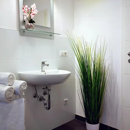 For 6 Guests * Geesthacht